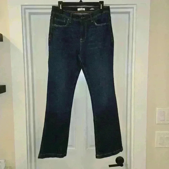 Kensie The Nala High Rise Boot Cut Indigo Wash Jeans Size 6 - Picture 2 of 12